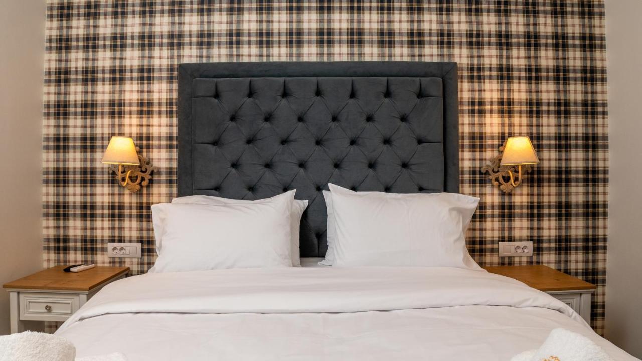 יואנינה Brettania Hotel מראה חיצוני תמונה