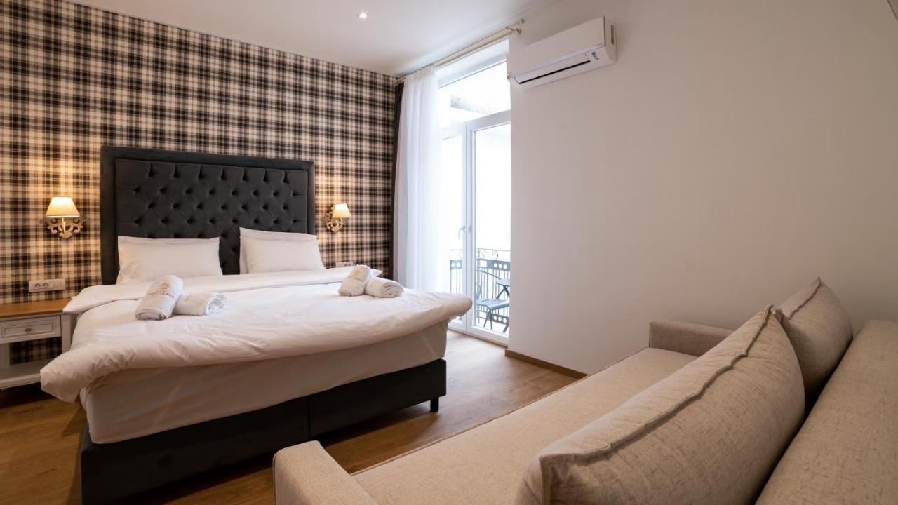יואנינה Brettania Hotel מראה חיצוני תמונה