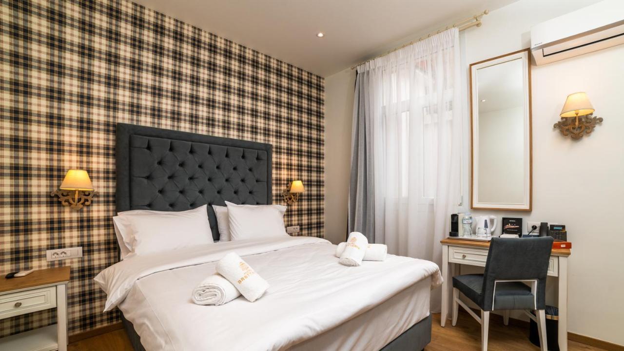 יואנינה Brettania Hotel מראה חיצוני תמונה
