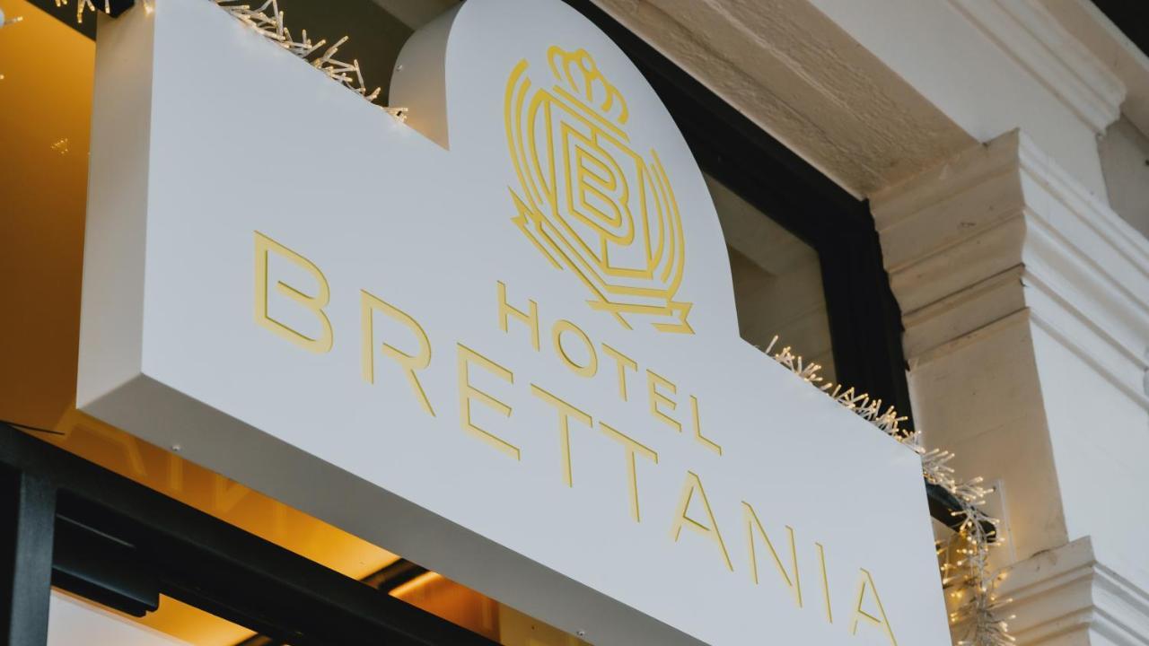 יואנינה Brettania Hotel מראה חיצוני תמונה
